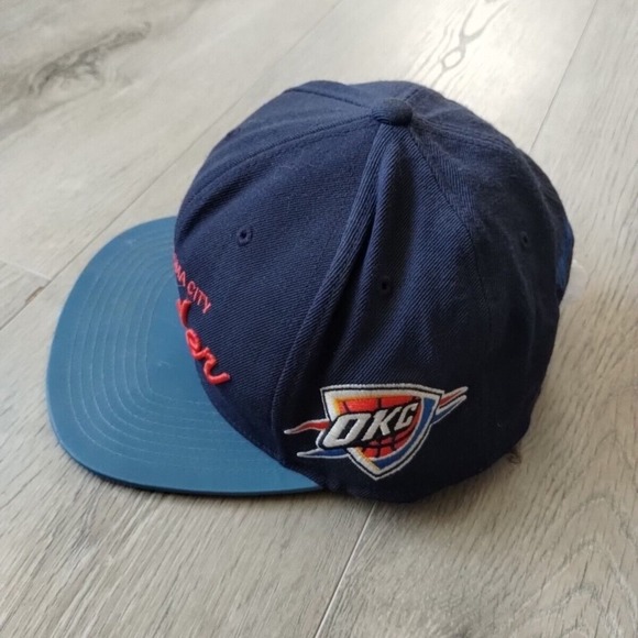 Mitchell & Ness Navy and Blue Oklahoma City Thunder Hat - Picture 6 of 15